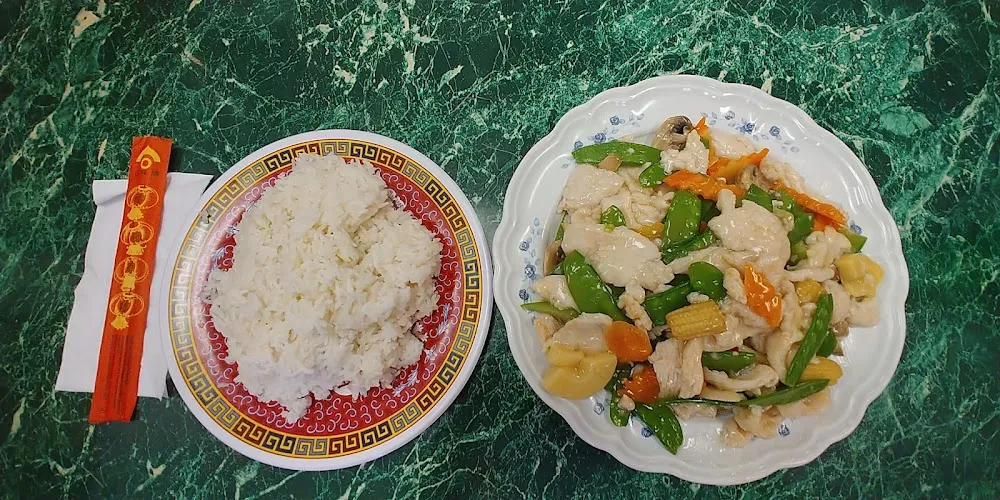 Chicken with Pea Pods